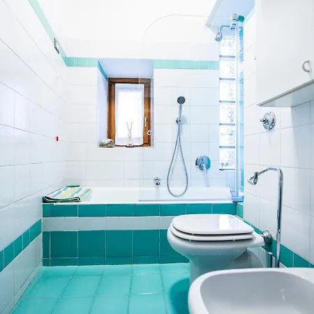 Quarenghi 31c Apartamento *