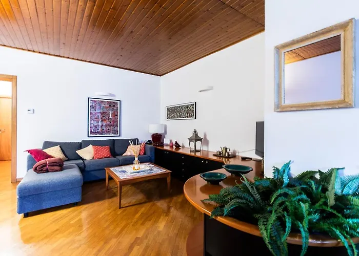 Quarenghi 31c Apartament