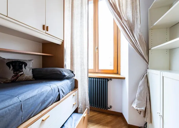 Quarenghi 31c Apartament *