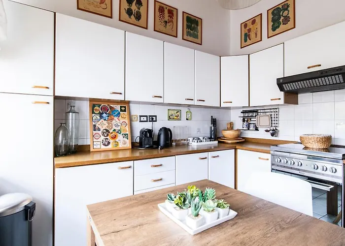 Quarenghi 31c Apartament *