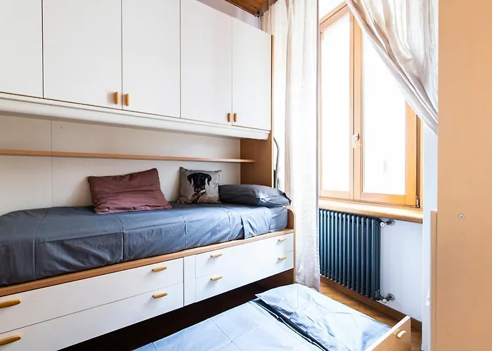 Quarenghi 31c Апартаменти