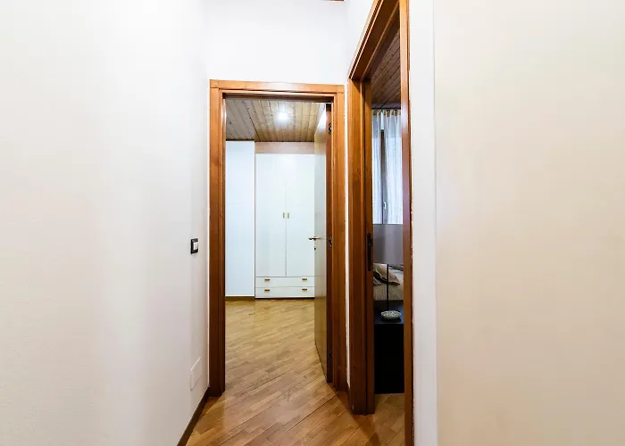 Апартаменти Quarenghi 31c