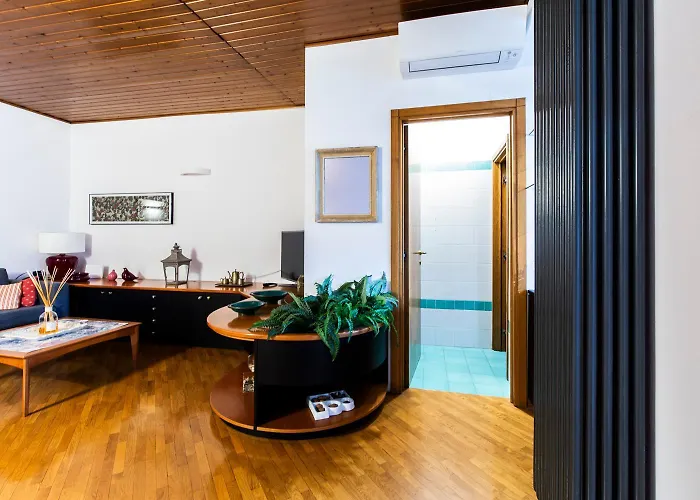 Quarenghi 31c Apartament *